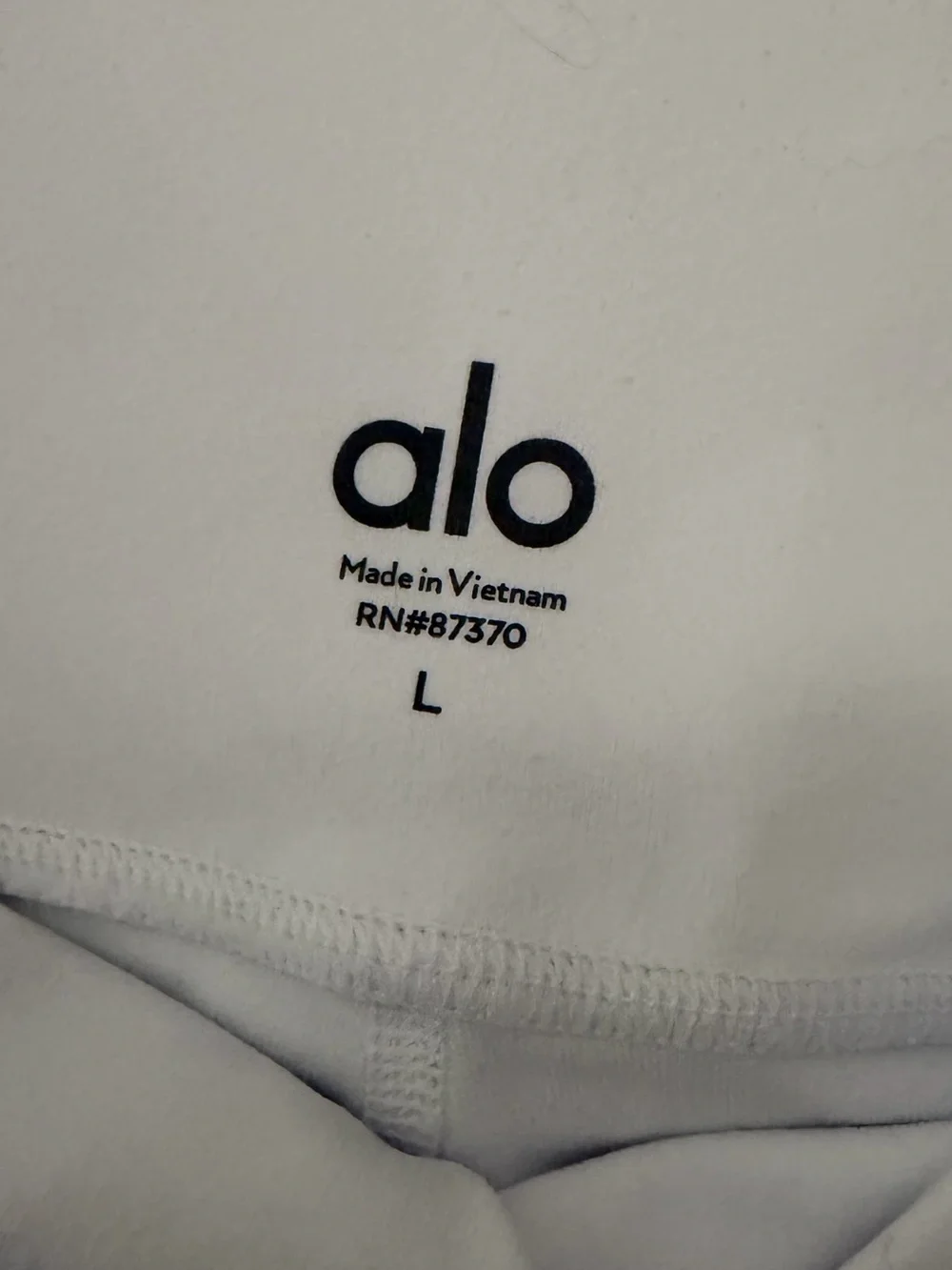 ALO Yoga comfortable white